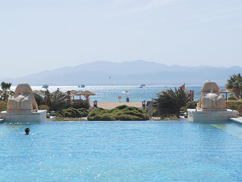 Sheraton Soma Bay 37820