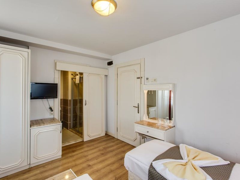 Sherwood Prize Hotel 176068