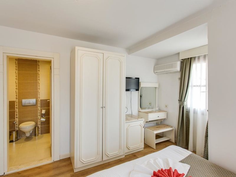 Sherwood Prize Hotel 176069