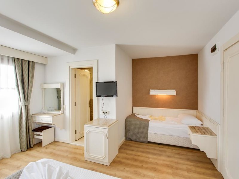 Sherwood Prize Hotel 176074