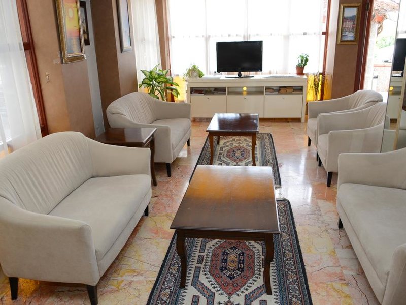 Sherwood Prize Hotel 176081