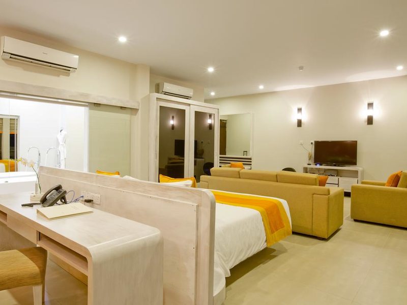 Shinagawa Beach Hotel 110646