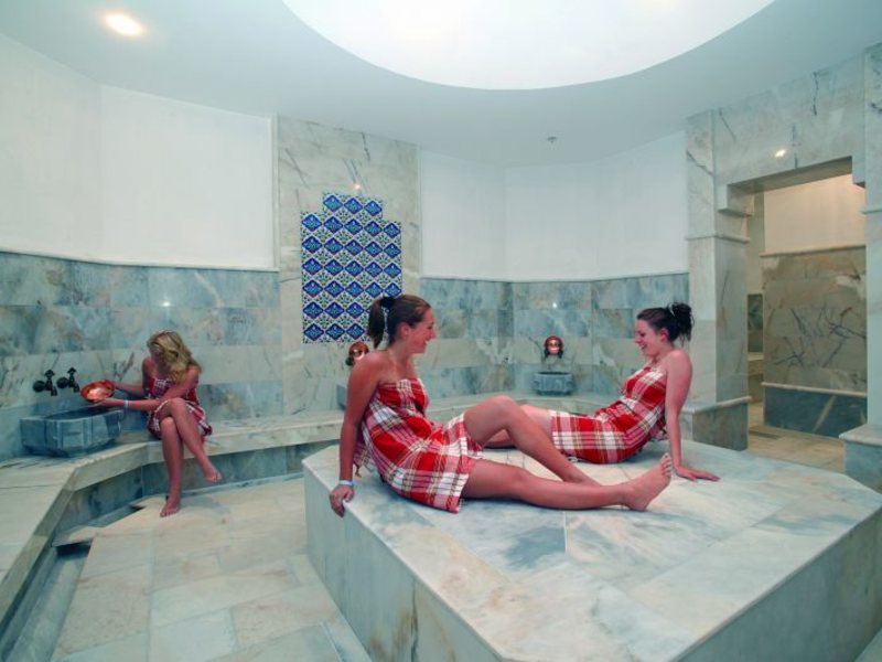 Side Breeze Hotel  71641