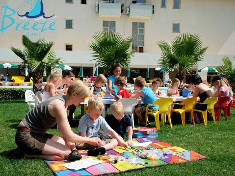 Side Breeze Hotel  71647