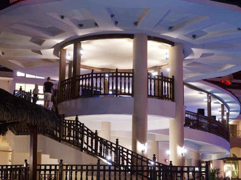 Side Crown Charm Palace 60813