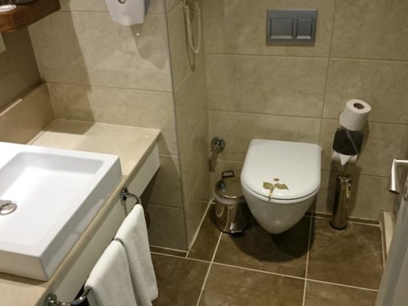 Side Crown Charm Palace 60818