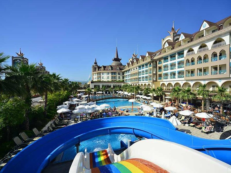 Side Crown Charm Palace 60821