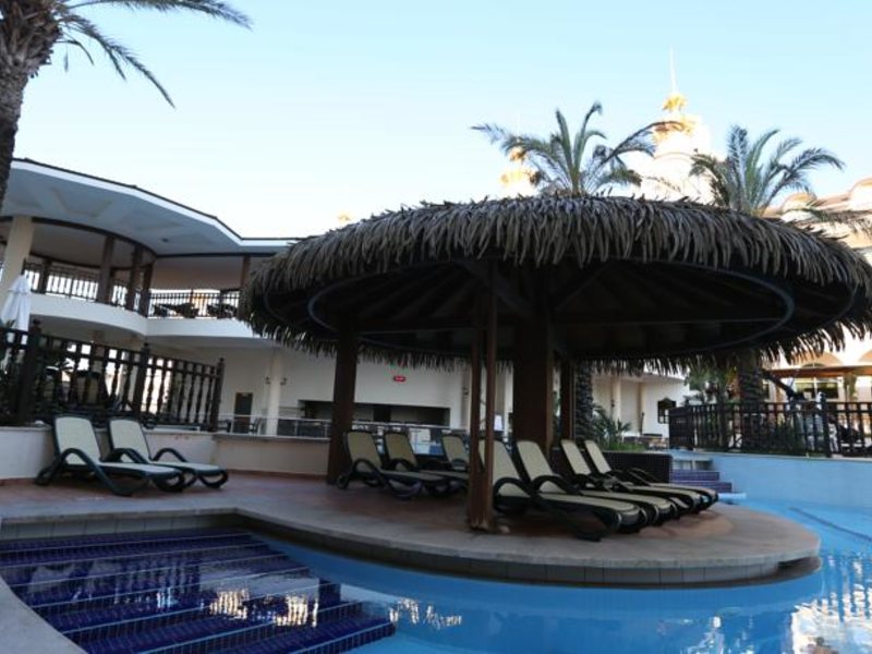 Side Crown Charm Palace 60826