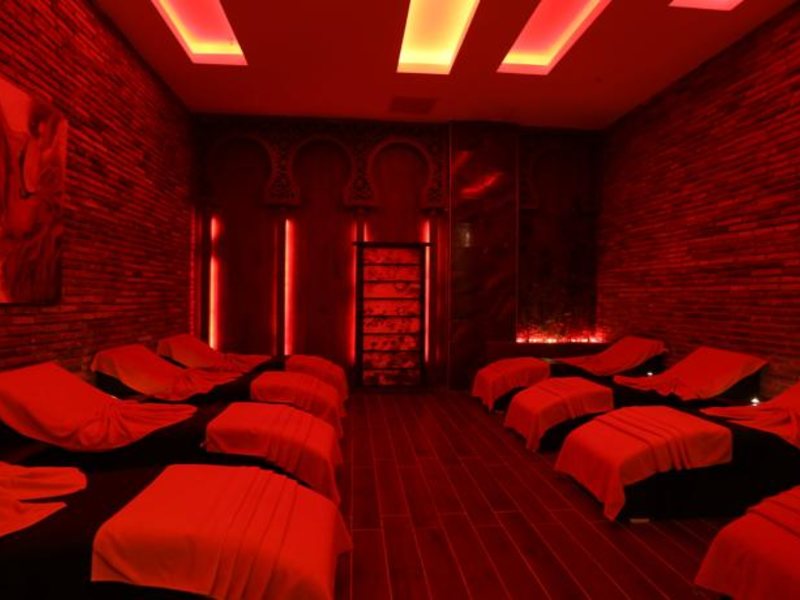 Side Crown Charm Palace 60834