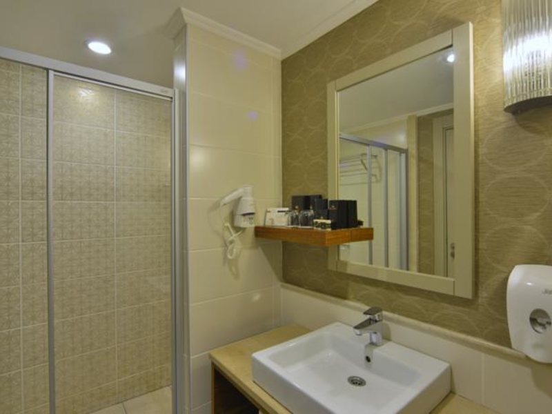 Side Crown Charm Palace 60844