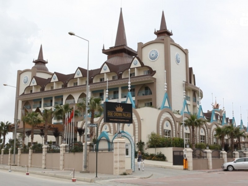 Side Crown Palace 44506