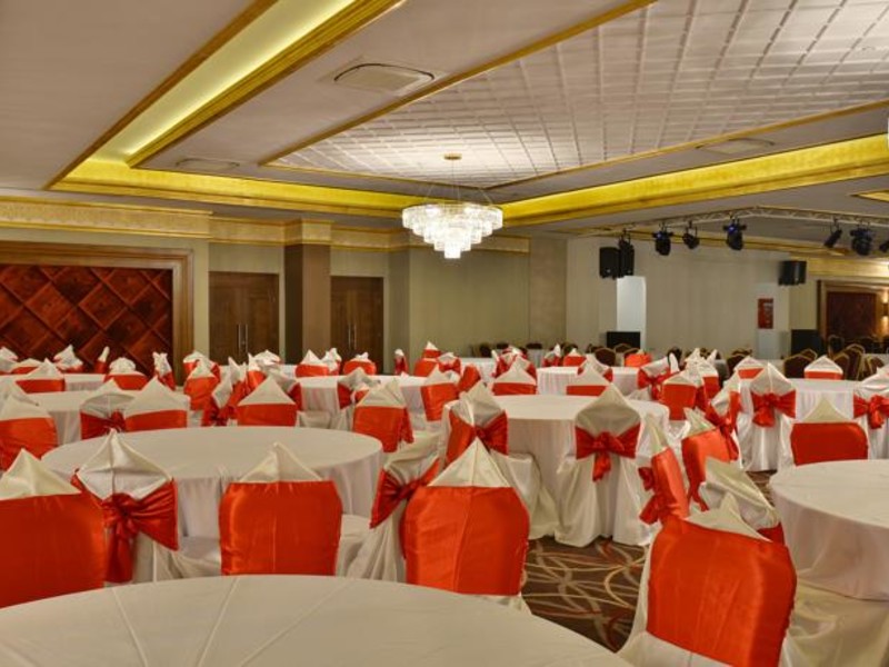 Side Crown Palace 58879