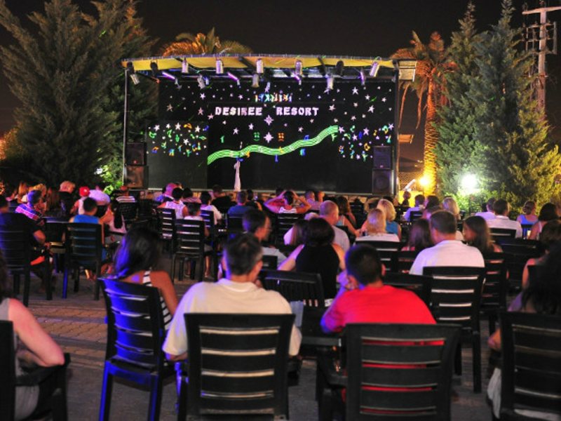 Side Royal Paradise (ex 103457