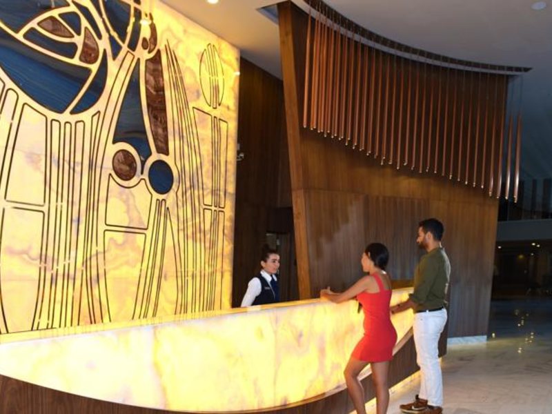 Side Star Elegance (ex 58445