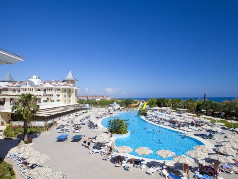 Side Star Resort 33908