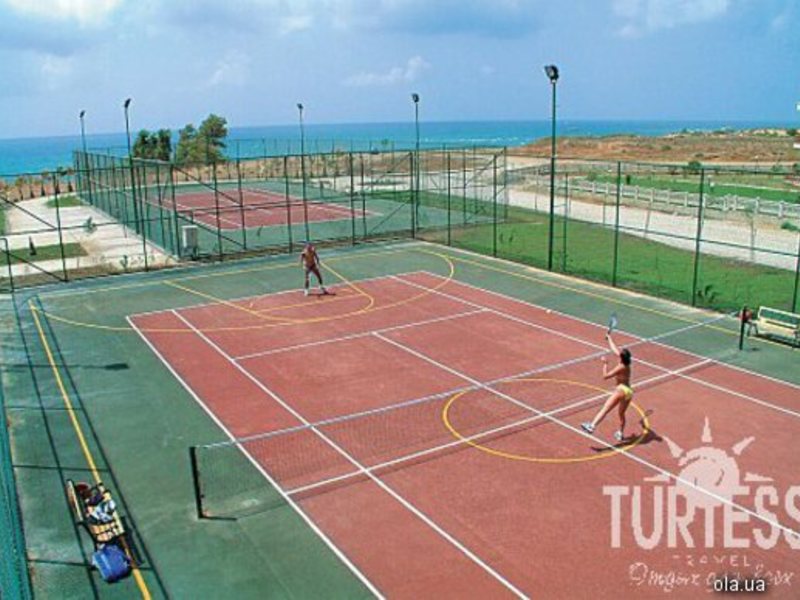 Side Star Resort  18460