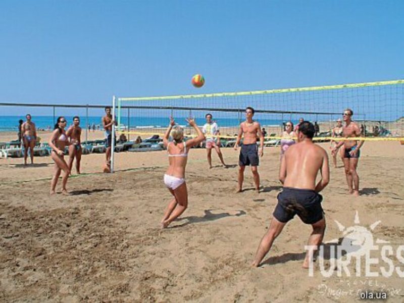 Side Star Resort  18466