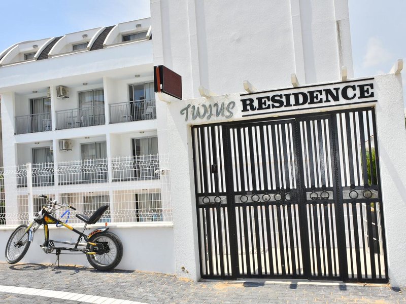 Side Twings Residence Home 302578