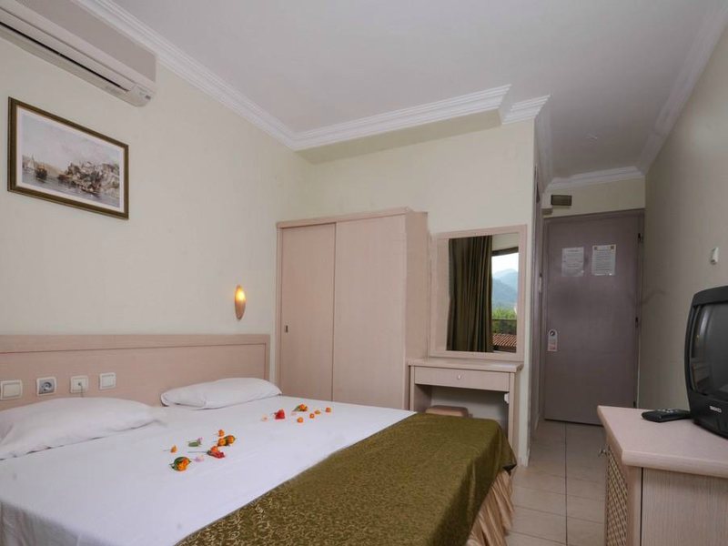 Siesta & Juniper Hotel (ex 92654