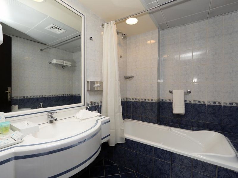 Signature Inn Dubai 299136