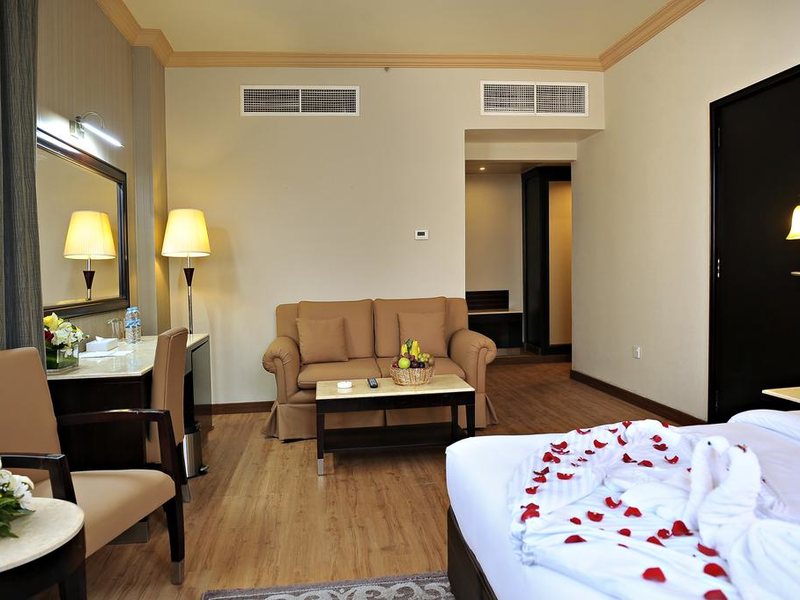 Signature Inn Dubai 299143