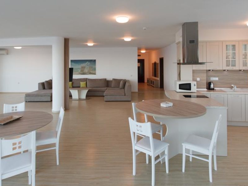 Silver Beach Resort 168434