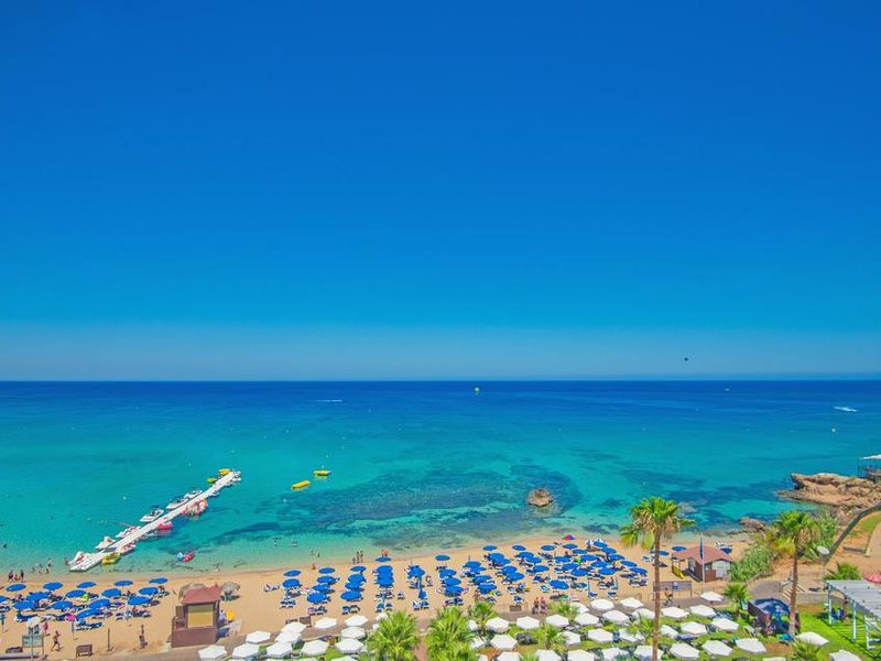 Silver Sands Beach Hotel  271953