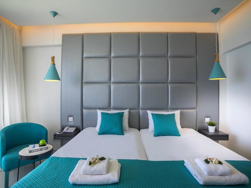 Silver Sands Beach Hotel  271957