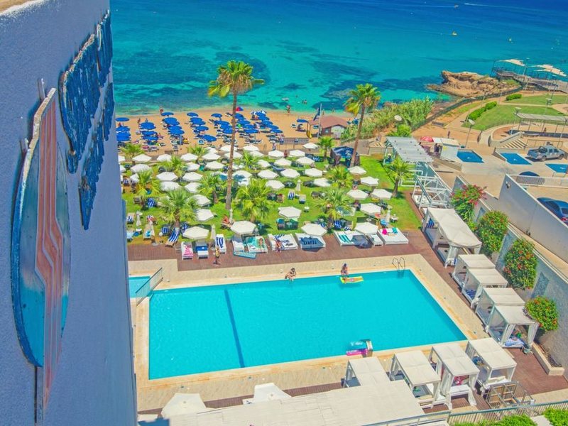 Silver Sands Beach Hotel  272493