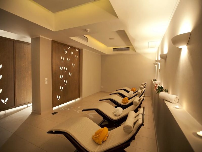 Simantro Beach Hotel 252042