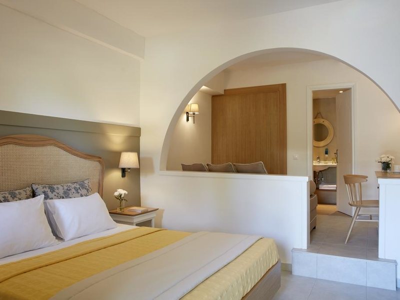 Simantro Beach Hotel 252046