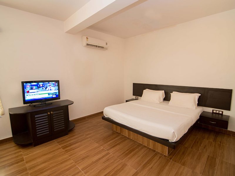 SinQ Beach Resort (ex 113622