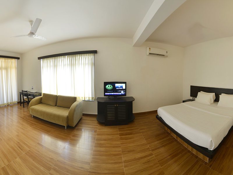 SinQ Beach Resort (ex 113627