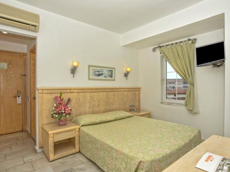 Sinatra Hotel 103726