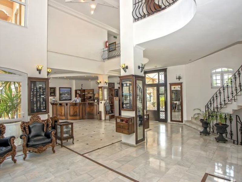 Sinatra Hotel 103731