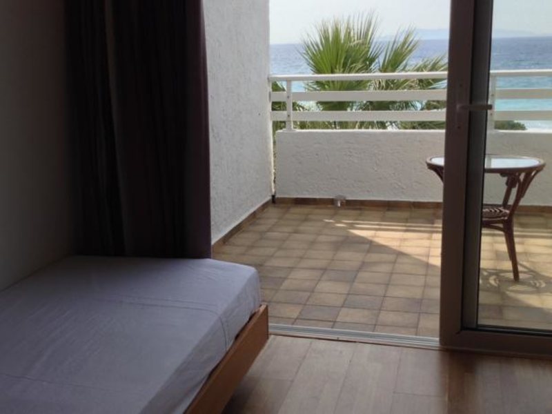 Sirene Beach Hotel 78599