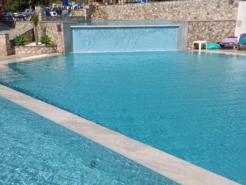 Sirene Beach Hotel 78601