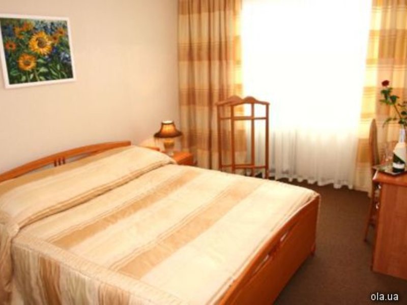 Slavutich Hotel 11306