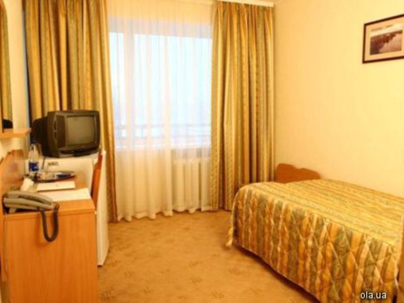 Slavutich Hotel 11308