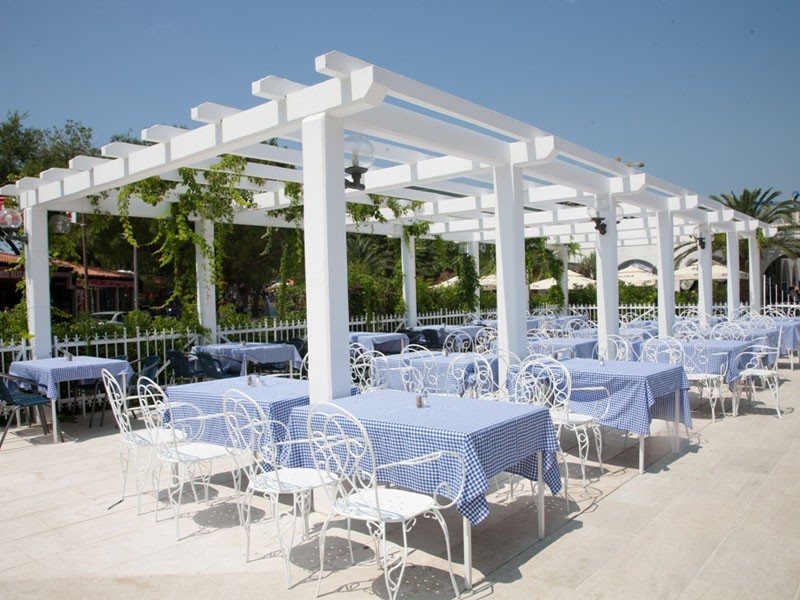 Slovenska Plaza  83184