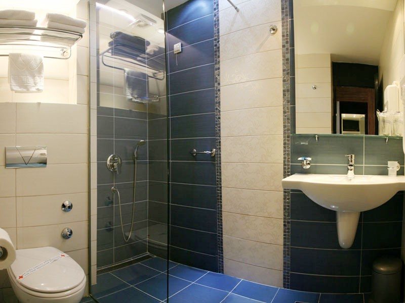 Slovenska Plaza  83193