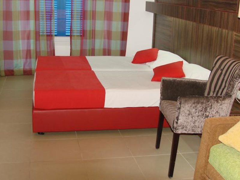 Slovenska Plaza  83216