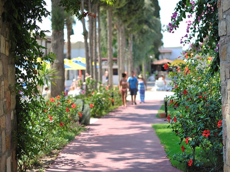 Smartline Bitez Garden Life Hotel & Suites 187773