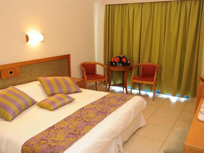 Smartline Mayfair Paphos (ex 86701