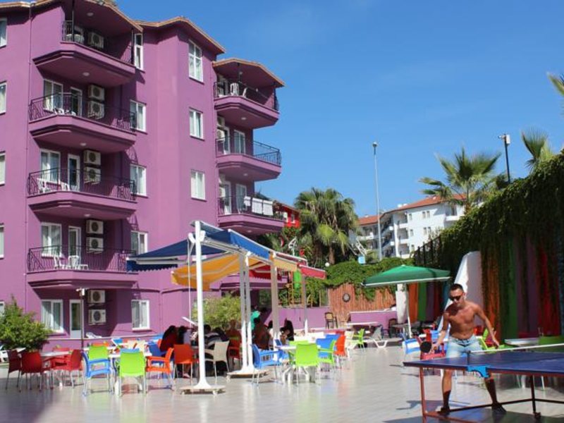 Smile Park Hotel (ех 66225