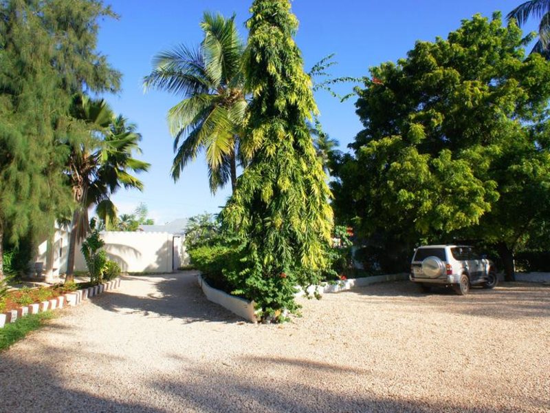 Smiles Beach Hotel 202404