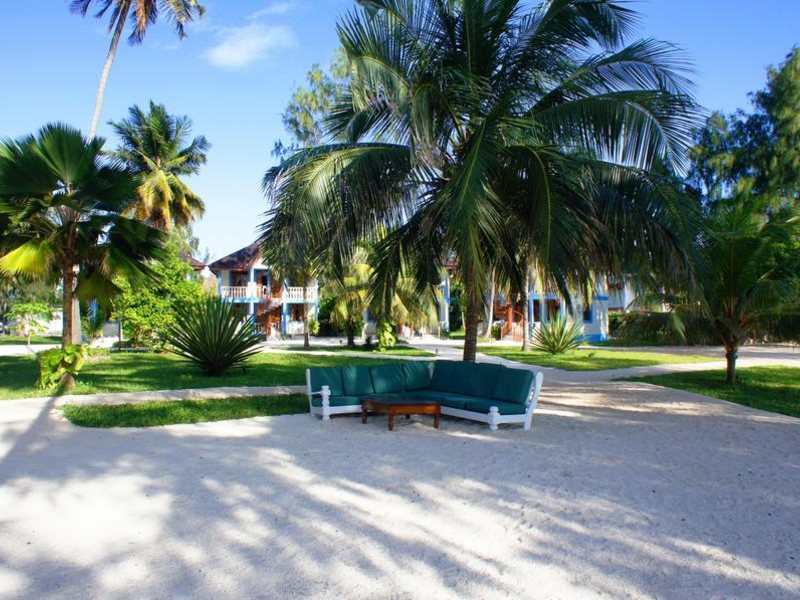 Smiles Beach Hotel 202405