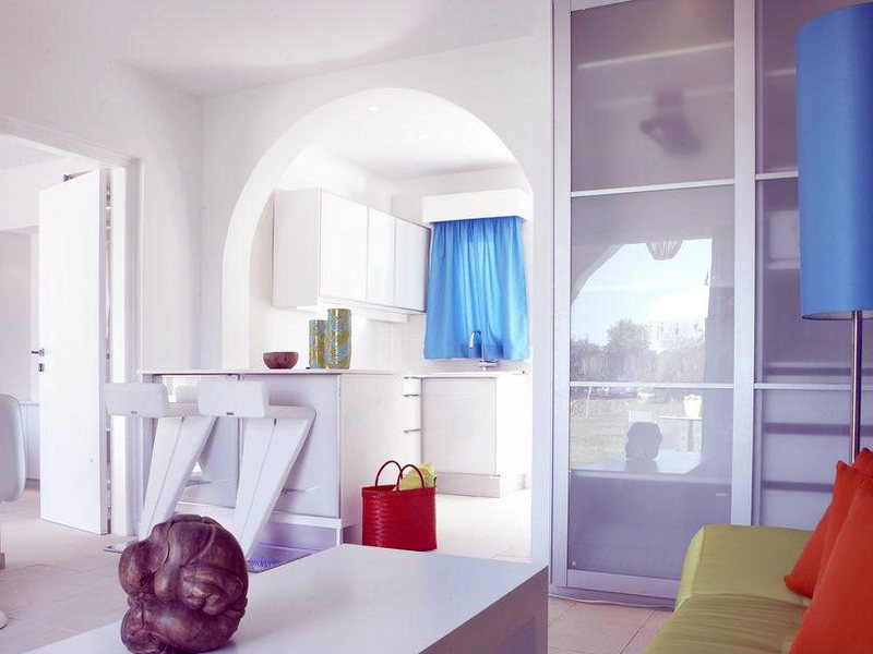 So Nice Boutique Suites 91094