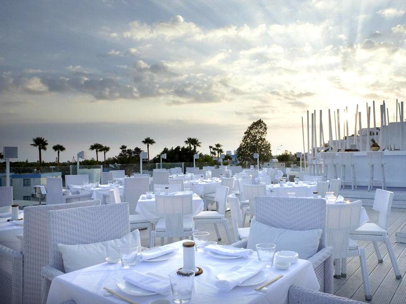 So Nice Boutique Suites 91103