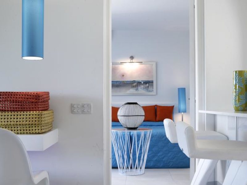 So Nice Boutique Suites 91107